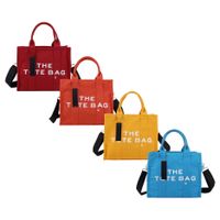 Tote Bag Lady Designer Cüzdan Para Çantası Pratik Büyük Ünlü Kapasite Düz Çapraz Omuz Çantaları Kadınlar Çapraz Koyuk Kavrama Tuval Çantalar