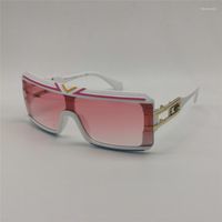 Gafas de sol Mujer en rosa Big Frame Fashion One Piece Glasses Unisex Sunshade Mirror