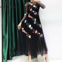 Повседневные платья Qian Han Zi 2022 Летнее дизайнерское платье по взлетно -посадочной полосе Женское длинное рукав высококачественная сетчатая сетчатая слабая вечеринка