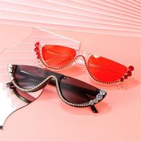Солнцезащитные очки женщин-дизайнер дизайнер ринстон хрустальные рамы очков кошачьи глаза солнечные очки полузащиты
