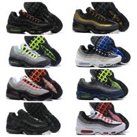 Klasik 95 Airmaxs Mens Koşu Ayakkabı Açgözlü Chaussures 95s Hava Neon Üçlü Siyah Beyaz Khaki Toplam Turuncu Üzüm Safari Obsidian Tasarımcı Spor Eğitmenleri Spor Sabahları