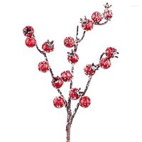 Dekorative Blumen 10pcs künstliche rote Beeren Zweige mit Herbst Weihnachtspicks Länge 20 cm