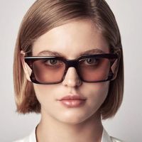 Güneş gözlüğü kare metal çubuk büyük çerçeve kontrast renk erkek ve kadınlar düz üst trendi güneşlik menteşe yüksek kaliteli gözlük