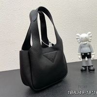 Frauen Luxusdesigner Handtasche Single Recyt Bag Mode glänzende Diamantkristallhandtaschen Klassischer Nylon Hersteller verkauft zu einem niedrigen Preis