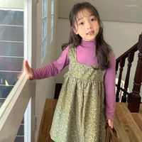 Robes de fille 2022 Automne Children V￪tements Baby Girs Cor￩e Robe ￠ suspension en velours c￴tel￩ ￠ 2 couleurs
