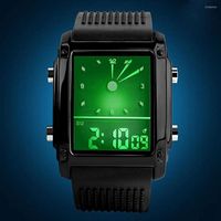 Armbanduhr wasserdichte praktische praktische Doppel -LCD -Chronographen Quarz Sport Watch Casual Mode für Paare