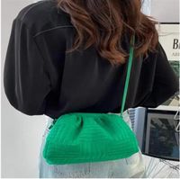 A mais nova bolsa de designer bolsa mole feminina bolsa mensageira embreagem de moda de luxo feminino bolsas de nuvem de ombro de bolsas femininas 9603