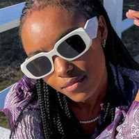 Солнцезащитные очки дизайнерские женщины винтажные дамы нерегулярные квадратные солнцезащитные очки мужчины УФ -защита от ультрафиолетового ультрафиолета.