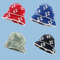 Chapeaux de rondage avare un petit seau de fleur chaude femme crochet japonais design tricot chapeau hiver beanie extérieur laine chaude chapeaux pour filles t220909