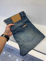 I nuovi jeans designer di jeans maschili di jeans retr￲ comodi e versatili