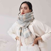 Шарф шарф шарф новая имитация кашемирская женщина Япония и Южная Корея сладкий шаль теплый тканый кисточка осень зима 220913