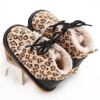 Sapatos atléticos baywell winter leopard impressão bebê e veludo mocassins quentes renda meninos meninos suaves Primeiros caminhantes 0-18m