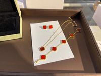 Fashion Classic 4/Four Leaf Bracelets Chain 18K Gold AGate Shell