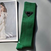 Дизайнерские женские носки с твердым кожаным металлическим логотипом длина колена