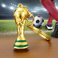 2022 كأس العالم لكرة القدم كأس المفاتيح القطر الحدث كرة القدم لتوفير هدايا مفتاح سلسلة المجوهرات الذهب قلادة