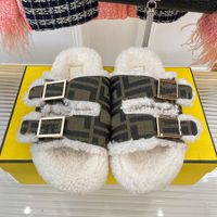 Diseñador de lujo FF Mujeres zapatillas Fashion Belts Decle Platform Platform Wedges Woman Slids Runway Outfit Vestido de fiesta de fiesta cálida de invierno Sandalias casuales para mujeres