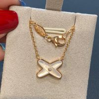 S925 Collier de pendentif en argent sterling x pour femmes Brands de luxe Shell Bracelets Boucles d'oreilles Collier Gift bijoux