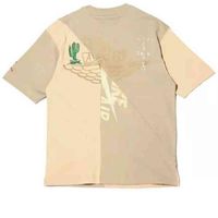 스트리트 패션 티셔츠 새로운 하이 버전 트렌디 트래 비스 코트 공동 브랜드 스타일 스티치 프린트 스포츠 TSAJ 짧은 슬리브 유니세덱스