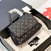 2022 One-Shoulder Messenger Bag Fashion New Light Luxury Designer All-Match 고품질 Western Style
