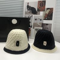 قبعات كروشيه مصنوعة يدويًا يدويًا قبعة على طراز سيدة القبعات المبكرة 2022 خريف الشتاء الكبير أطفال ناعم دافئ قبعة قبعة 5-16T A9114