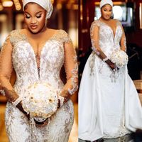 2022 Arabic Aso Ebi Mermaid Wedding Dresses Cristalli di pizzo Cristalli in perline Abiti da sposa a collo in perline