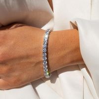 Bracelets de charme Bracelet de tennis de zircone tendance pour femmes Hip Hop Moisstal cristal bracelet adolescente cha￮ne sur la main Bijoux de mariage H027