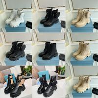 مصمم أزياء للنساء أحذية متراصة وأحذية النايلون أحذية المرأة الجيب الجوارب الجوارب الأصلية من الدانتيل الجلود حتى السيدات في الكاحل أحذية رياضية الخريف الحجم 35-41