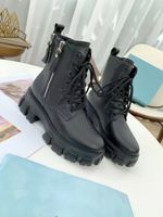 2023 Designers botas tornozelo boots e botas de nylon Bouch de combate inspirado no tamanho de 35-40