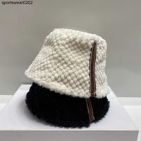 Ins Hat Basin de couleur unie pour l'hiver pour femmes en peluche chaude coréenne des chapeaux de pêcheur avec un petit seau de visage