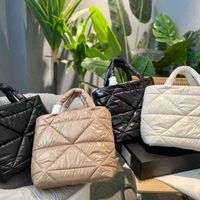 Kadın omuz tasarımcı çantaları cüzdanlar akşam tote bayanlar çanta üçgen pamuklu ceket moda klasik pratik crossbady 0406