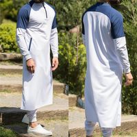 رجال Kaftan المسلمين ثوب الملابس العربية الإسلامية قميص طويل الأكمام قمم رداء المملكة العربية السعودية الأزياء التقليدية