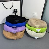 22SS P Aile Üçgen Lüks Yün Bere Şapka Moda Tasarımcısı Kış Sıcak Bereler Kadın Zarif Gelişmiş Kapak Mens Buck Şapkaları İsteğe Bağlı İyi Kalite