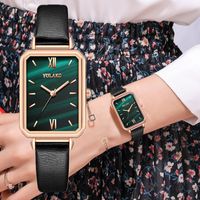 Начатки в стиле Стиль Смотрение женщин смотрит на топ модные прямоугольные маленькие зеленые женские братские часы reloj mujerwristwatches.