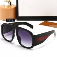 2022 Moda Classic Design Classic Luxury Sunglasses para homens Mulheres de enormes ￳culos de sol UV400 0152