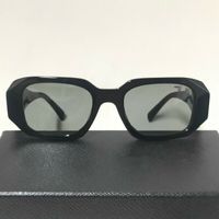 2022 Yaz Güneş Gözlüğü Erkek Kadın 17W Unisex Moda Gözlükleri Retro Küçük Çerçeve Tasarım UV400 2 Renk İsteğe Bağlı Üst Kalite Kadınlar Paketle Geliyor