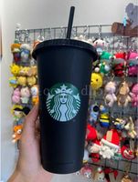 Starbucks 24oz/710ml البلاستيك بلاسفة قابلة لإعادة الاستخدام الأسود شرب الكؤوس القاع المسطحة شكل عمود الدعامة غطاء القش بارديان