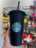 Starbucks 24oz/710ml Tumbler de caneca plástico reutilizável bebida preta de parte inferior da forma de pilar de pilar de fundo liso copos de palha