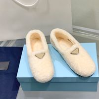 럭셔리 디자이너 여성 캐주얼 신발 패션 따뜻한 모피 겨울 여자 아파트는 여자 모피 평면 둥근 발가락 여자 복장 2023 Tenis Masculino에서 로퍼 슬립을 쇼핑합니다.