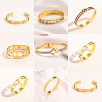 Pulseira de luxo 18k Bangle de design de ouro para mulheres diamante pérola pulseira de jóias de jóias de festas acessórios de casamento presentes dos amantes