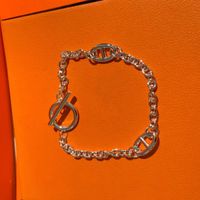 Designers Bracelet Moda Feminino Bracelets de Lux￺ria J￳ias de Goldes Simples Charm J￳ias Vers￡teis Vers￡til