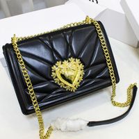 Yeni tasarımcı çanta kadın omuz çantası lüks el çantası bayan çapraz gövdeli bağlılık düz deri altın zincir mektup kapağı akşam moda çantalar