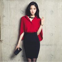 Arbeitskleider Schaldesign Crop Top und Rock 2 Stück Set Frauen tragen rotes Chiffon -Shirt Schwarz Paket Hip Anzug Herbst 2022