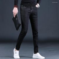 Jeans masculinos Autumn Black Men Casual Slim Fit Calças de rua Fashion Fashion Borderyer Stretch Denim Troushers CP2107