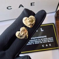 18K Gold Plated Stamp Designer Brincos Charm Earing Girls Fashion Jewelry Litters Love Brincos Acessórios de marca de luxo Família premium de embalagens de presentes