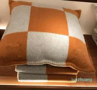 Дизайнер H Письма кашемирные одеяло и подушки для крючкового шерстяного клетчатого клетчатого дивана.