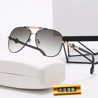 Luxurys Designer Occhiali da sole per maschi da donna classico occhiali da sole per esterni da sole occhiali da sole pilota telaio in metallo stretto vetro da sole 2212234qs