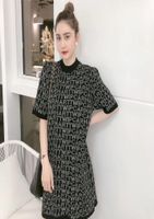 2020 NOVO Design Design European Moda Women039s Carta Impress￣o de tricotar o Oneck Malve Sweater Loose Dress Medium Long Palazzo dres8827783
