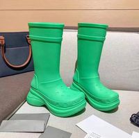 Lüks tıknaz kauçuk botlar ayakkabı Paris Croc 20mm Arch Eva Kahverengi Kauçuk Boot Yeşil Parlak Pembe Beyaz Kadınlar Platform Şık çok yönlü gündelik ayak bileği kar patmaz