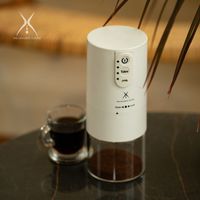Manuelle Kaffeeschleife tragbare elektrische USB -Kaffeebohnenschleife 304 Edelstahl Handkaffeemaschine Haushalt Mini Espresso M￼hle 221102