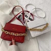 Вечерние сумки золотая металлическая цепь PU Crossbody Messenger Luxury Women Designer Женская тенденция к пледам сумки для плеча женщин Женщины